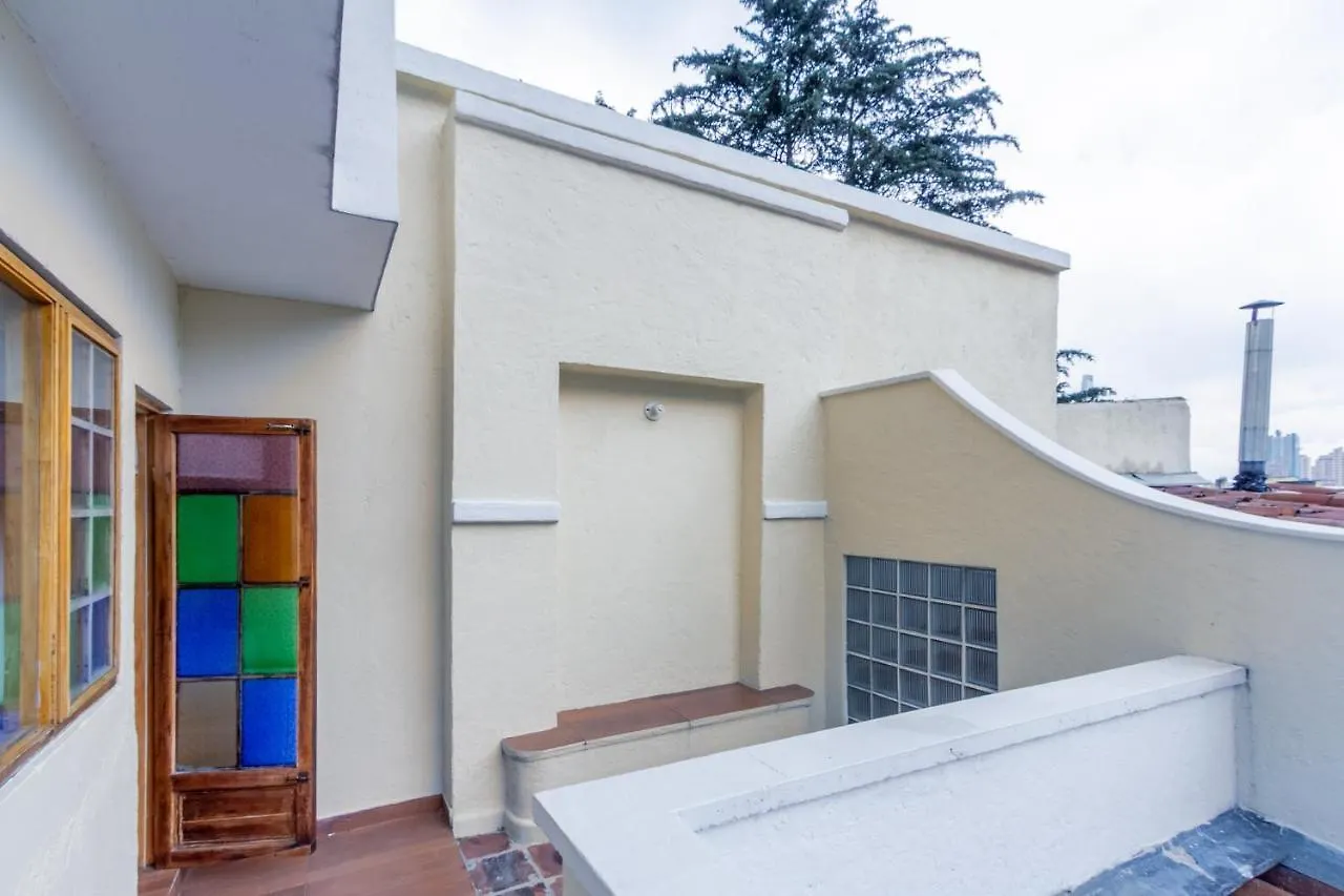 Apartaestudios La Candelaria Bogotá Hotel